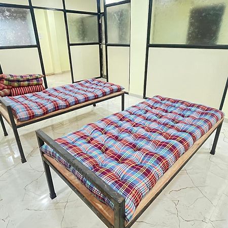 Shree Swami Samarth Pg Rooms For Boys Solapur Buitenkant foto