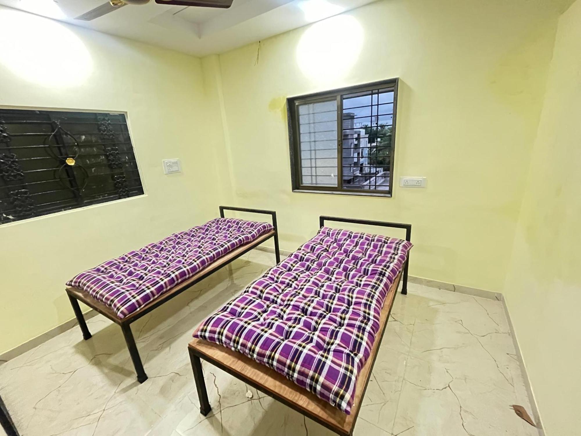 Shree Swami Samarth Pg Rooms For Boys Solapur Buitenkant foto