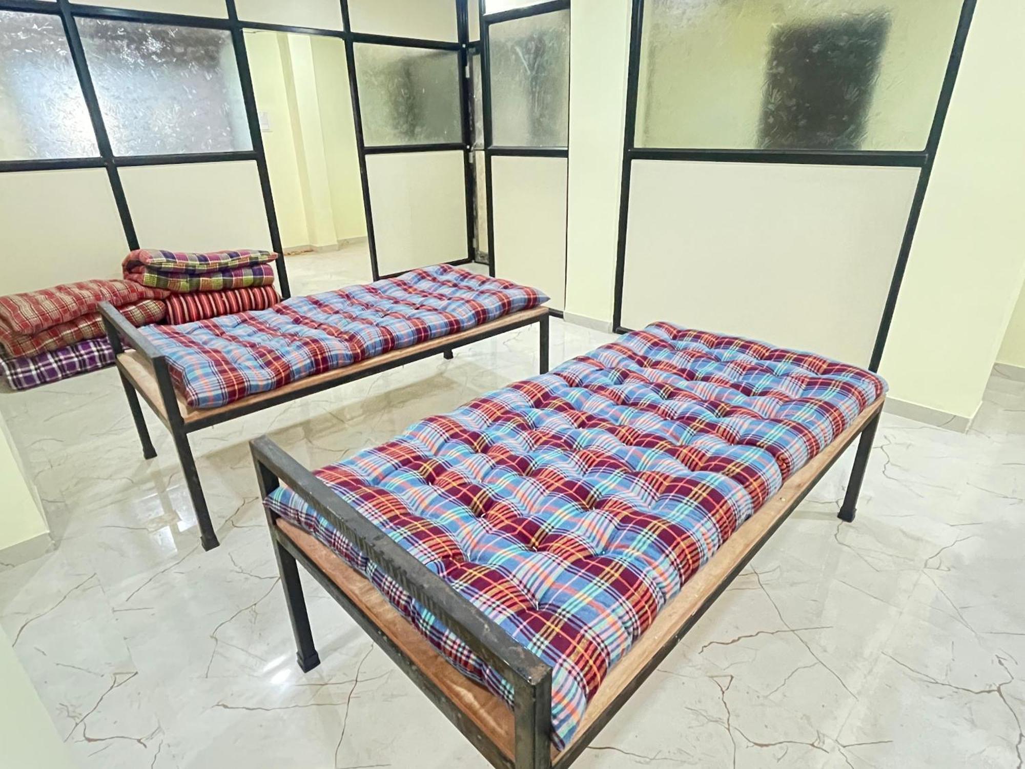 Shree Swami Samarth Pg Rooms For Boys Solapur Buitenkant foto