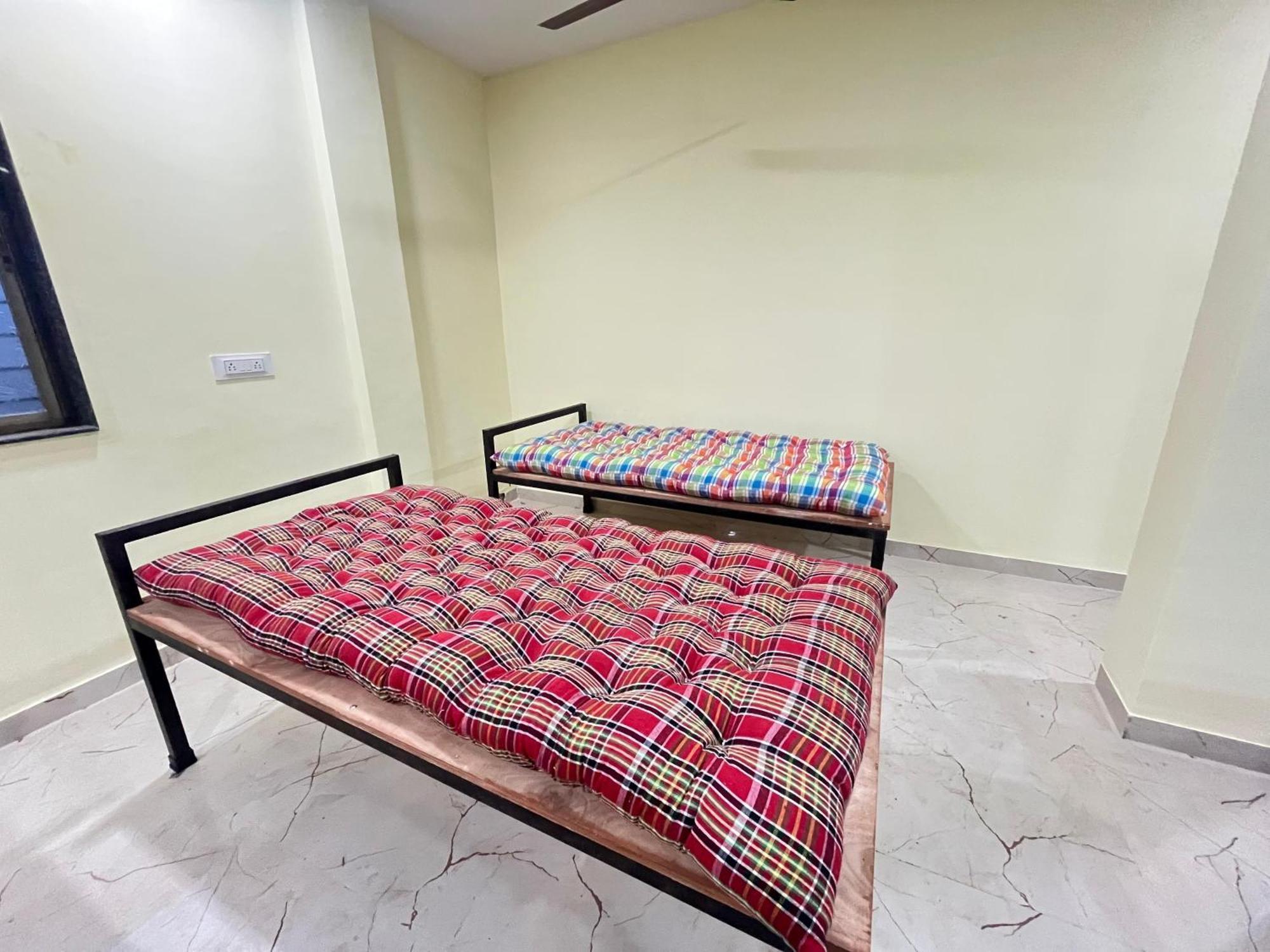 Shree Swami Samarth Pg Rooms For Boys Solapur Buitenkant foto