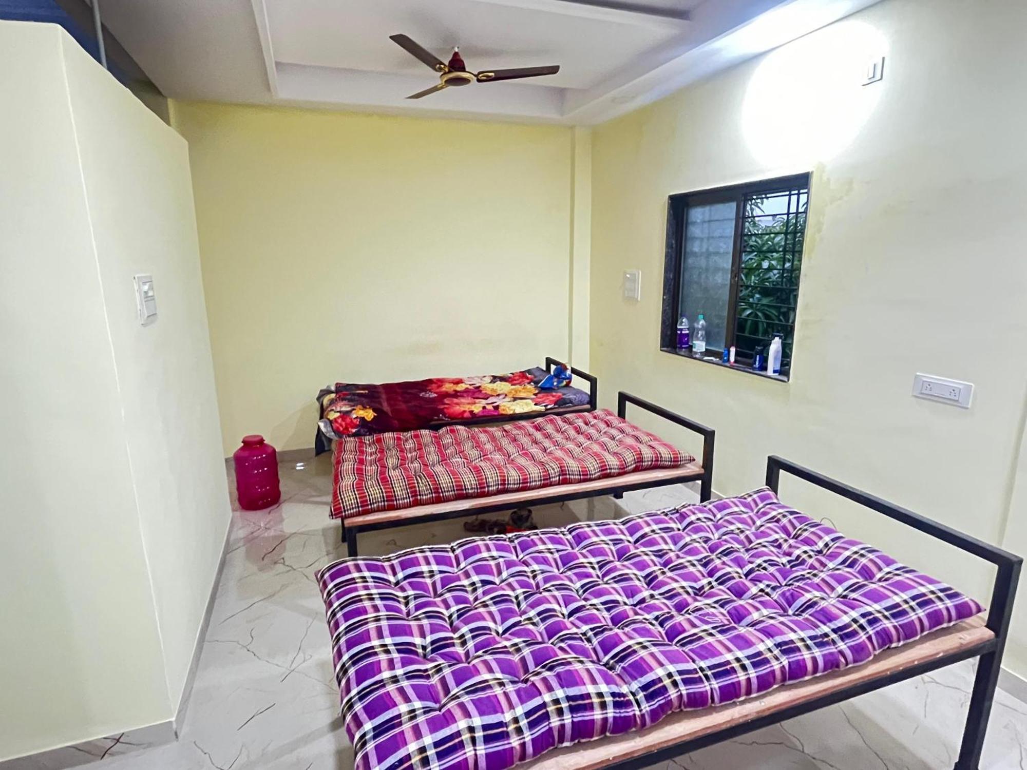 Shree Swami Samarth Pg Rooms For Boys Solapur Buitenkant foto